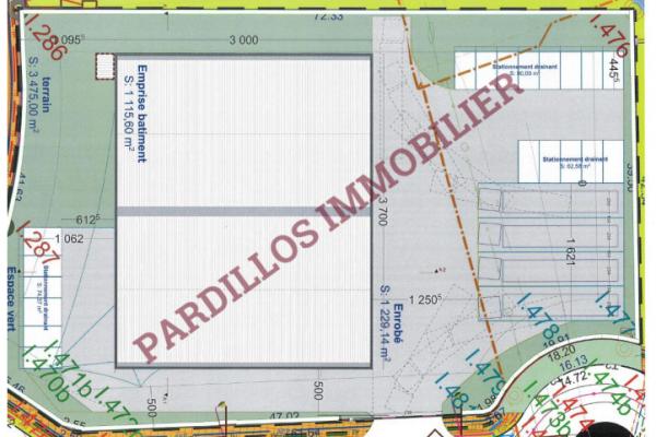 SOLIERS - A VENDRE sur terrain de 3 536 m² - Bâtiment de 1 060 m² divisible pour activité professionnelle