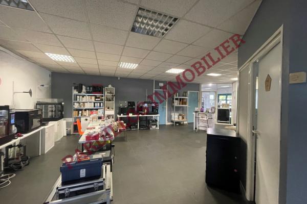 MONDEVILLE - A Louer -ENSEMBLE de BUREAUX de 150 m²